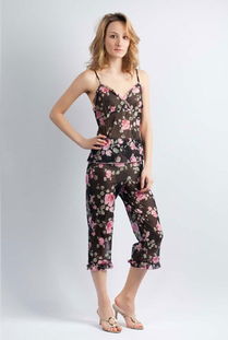 愛比娜服飾產(chǎn)品全貌及加盟店評(píng)測(cè)